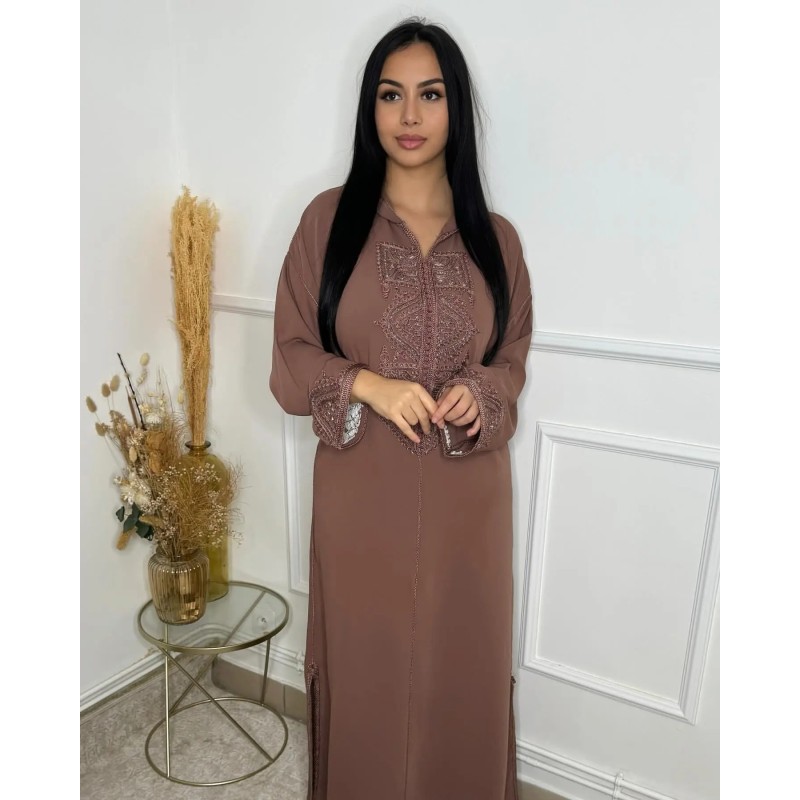 Caftan terracotta brodé par Caftan_industry |📍Drancy, France 🇲🇦