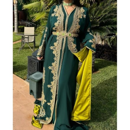 Caftan en soie vert et doré par Caftan_industry |📍Drancy, France