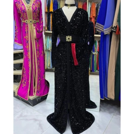 Caftan de velours noir par Nabil Caftan |📍Meknès, Maroc 🇲🇦