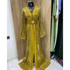 Caftan doré à sequins par Nabil Caftan |📍Meknès, Maroc