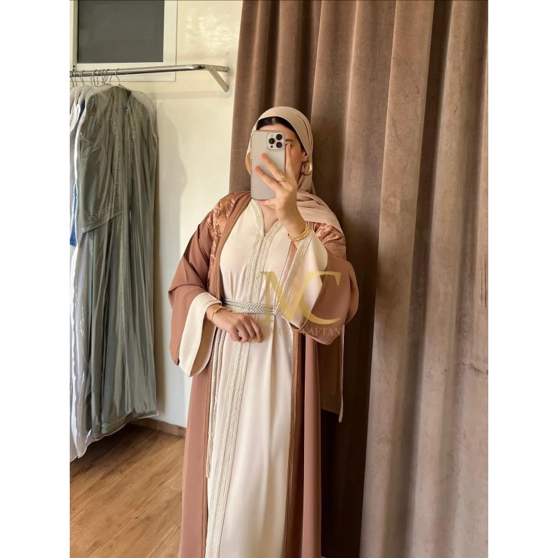 Caftan beige et marron par Marwa_Caftan |📍Mohammédia, Maroc 🇲🇦 Caftan beige et marron par Marwa_Caftan |📍Mohammédia, Maroc 🇲🇦