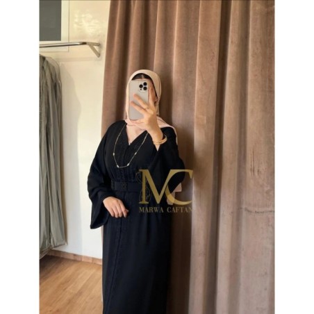 Caftan noir élégant avec détails brodés par Marwa_Caftan |📍Mohammédia, Maroc
