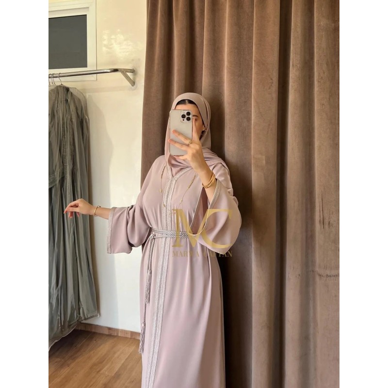 Caftan rose poudré par Marwa_Caftan |📍Mohammédia, Maroc 🇲🇦