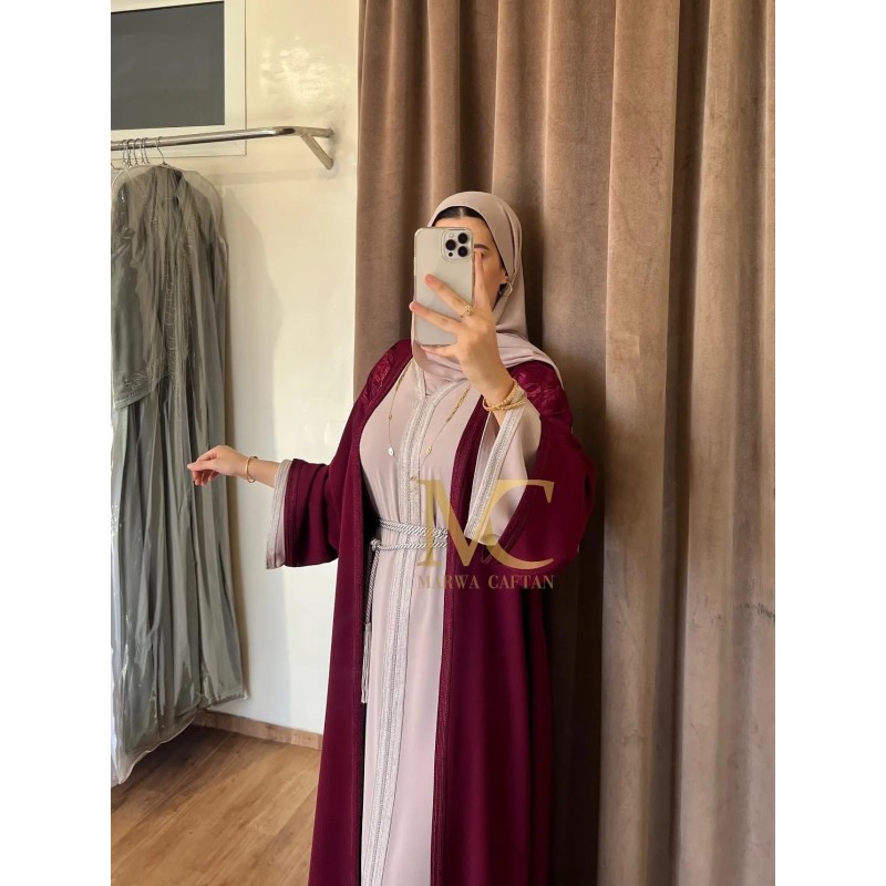 Caftan bordeaux et beige par Marwa_Caftan |📍Mohammédia, Maroc 🇲🇦