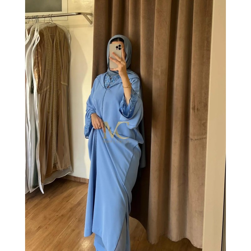 Caftan bleu brodé à la main par Marwa_Caftan |📍Mohammédia, Maroc 🇲🇦