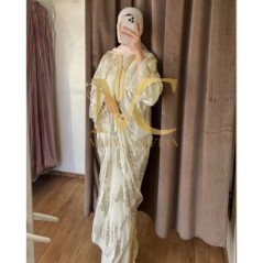 Caftan en organza et soie blanc et doré par Marwa_Caftan |📍Mohammédia, Maroc