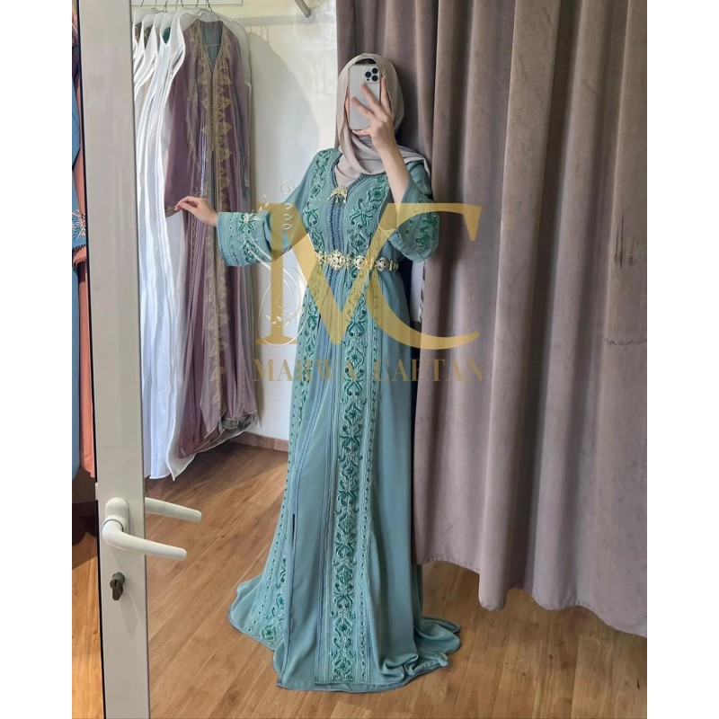 Caftan vert d'eau en soie par Marwa_Caftan |📍Mohammédia, Maroc 🇲🇦
