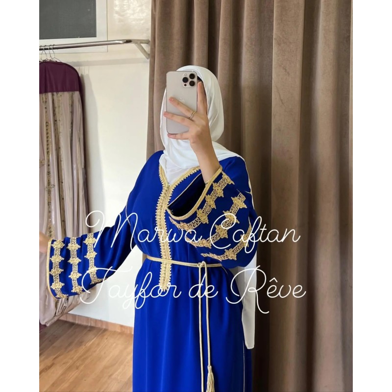 Caftan bleu brodé à la main par Marwa_Caftan |📍Mohammédia, Maroc 🇲🇦