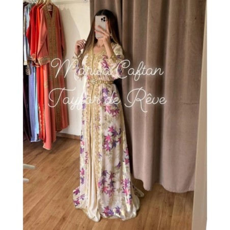 Caftan de rêve en satin ivoire avec motifs floraux par Marwa_Caftan |📍Mohammédia, Maroc 🇲🇦