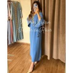 Caftan bleu brodé à la main par Marwa_Caftan |📍Mohammédia, Maroc 🇲🇦