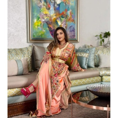 Caftan corail et doré par Caftanium |📍Casablanca, Maroc 🇲🇦