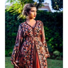 Caftan en velours brodé par Caftanium |📍Casablanca, Maroc 🇲🇦