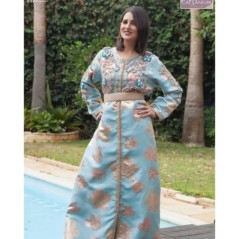 Caftan bleu brodé à la main – Prestige impérial par Caftanium Casablanca |📍Casablanca, Maroc 🇲🇦