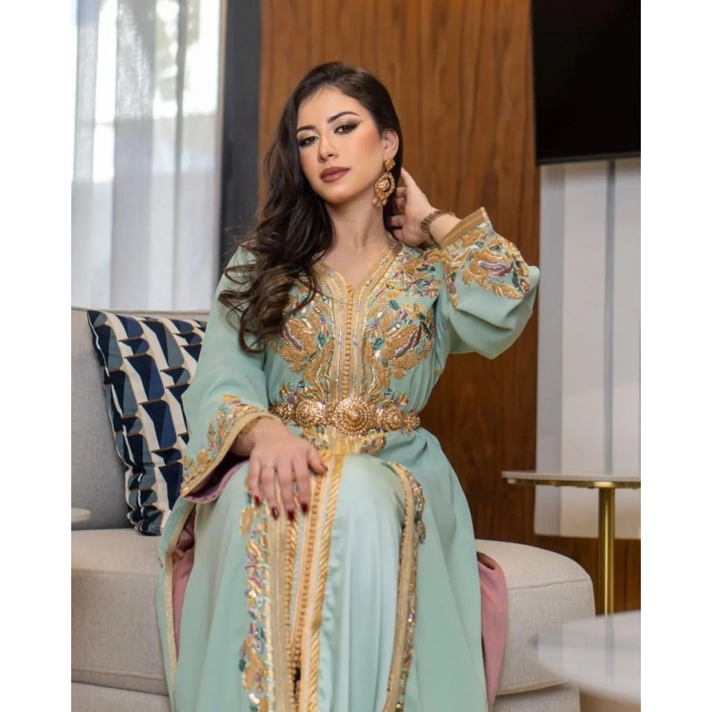 Caftan vert et doré par Location Caftan d'Or |📍Casablanca, Maroc 🇲🇦 Caftan vert et doré par Location Caftan d'Or |📍Casablanca, Maroc 🇲🇦