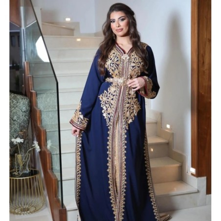 Caftan bleu brodé à la main par Location Caftan d'Or |📍Casablanca, Maroc 🇲🇦