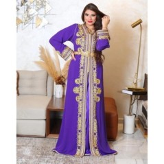 Caftan violet et doré par Location Caftan d'Or |📍Casablanca, Maroc 🇲🇦