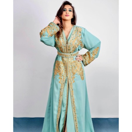 Caftan bleu brodé à la main – Prestige impérial par Caftanium Casablanca |📍Casablanca, Maroc 🇲🇦